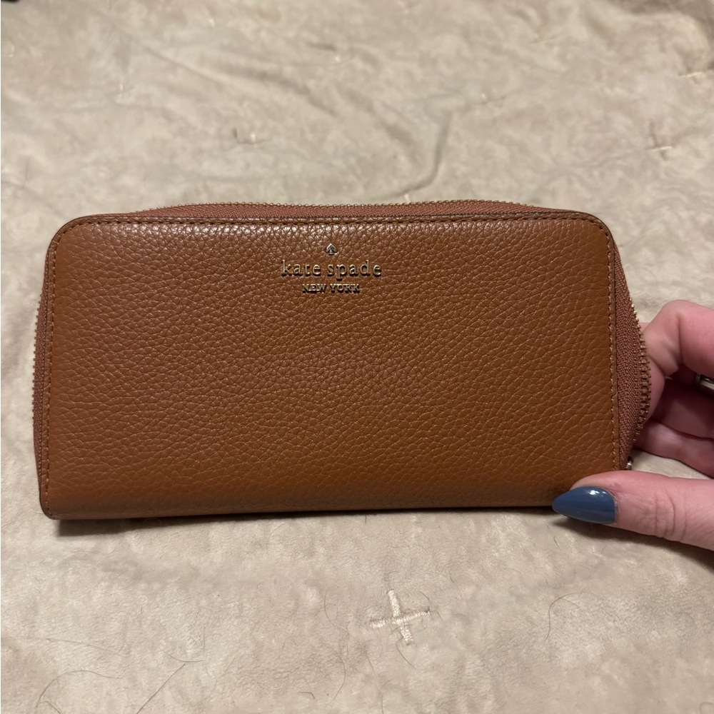 Kate Spade brown wallet